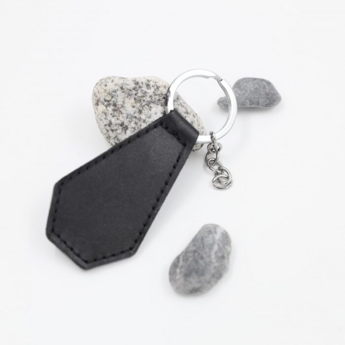 ⁦ميدالية جلد لون أسود⁩ - الصورة ⁦3⁩