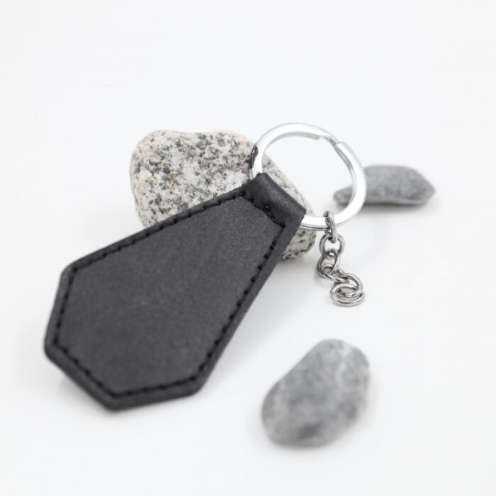 ⁦ميدالية جلد لون أسود⁩ - الصورة ⁦4⁩