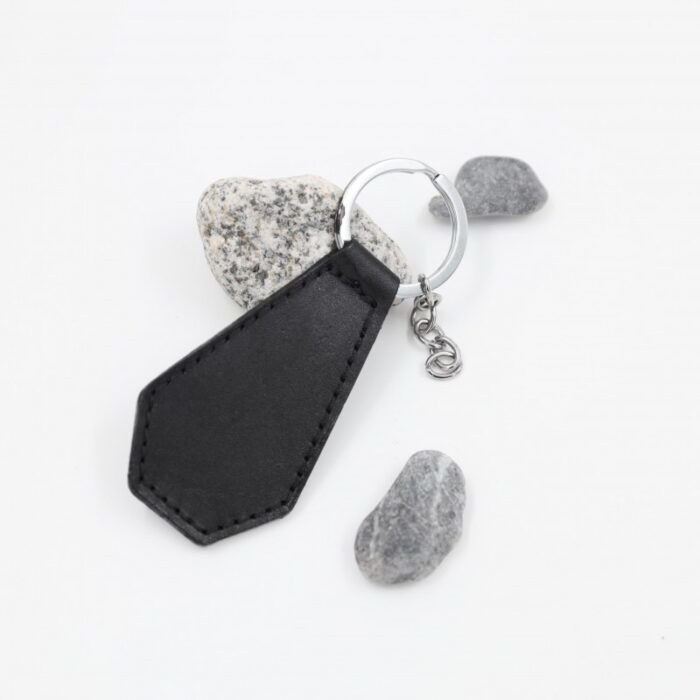 ⁦ميدالية جلد لون أسود⁩ - الصورة ⁦6⁩