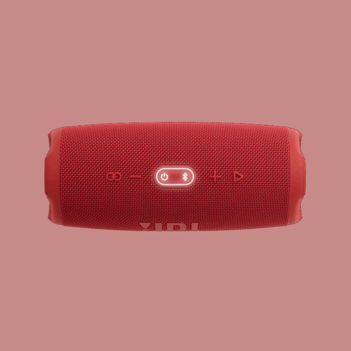 ⁦JBL Charge 5 Portable Waterproof Speaker with Powerbank-Red⁩ - الصورة ⁦4⁩
