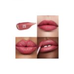 Charlotte Tilbury Airbrush Flawless Liquid Lipstick - Rose Blur
6.8 ml - أحمر شفاه سائل من شارلوت تيلبوري