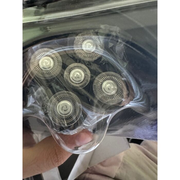 ⁦5 in 1 grooming kit ماكنة تنعيم لحية⁩ - الصورة ⁦3⁩