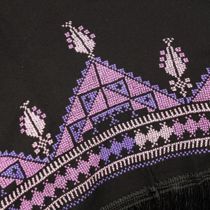 ⁦شال لون أسود كتف قماش بنما تطريز نهدي⁩ - الصورة ⁦8⁩