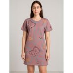 ⁦قميص نوم لون بنفسجي تصميم دب⁩ - الصورة ⁦4⁩