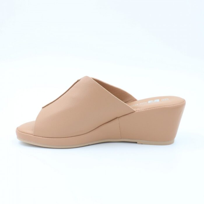 ⁦كندرة ستاتية مريحة نعل مرتفع لون بيج⁩ - الصورة ⁦6⁩