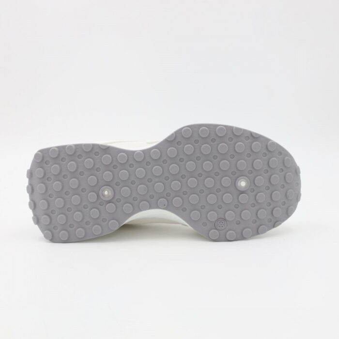 ⁦بوت رياضي ستاتي لون أبيض⁩ - الصورة ⁦6⁩