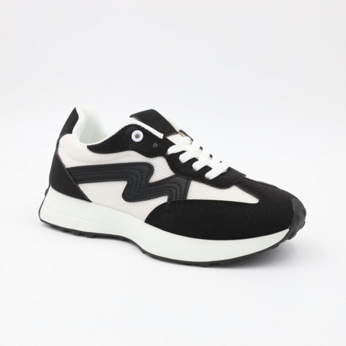 ⁦بوت رياضي ستاتي لون أسود وأبيض⁩ - الصورة ⁦2⁩