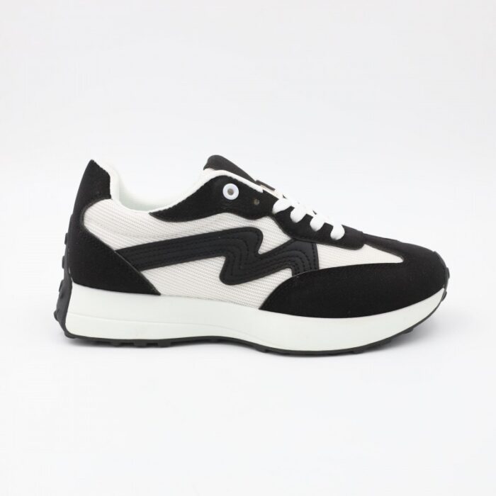 ⁦بوت رياضي ستاتي لون أسود وأبيض⁩ - الصورة ⁦3⁩