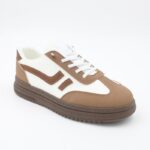 ⁦بوت جلد رياضي للنساء لون أبيض وبني⁩ - الصورة ⁦5⁩