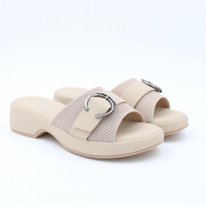 ⁦شبشب ستاتي للنساء لون بيج⁩ - الصورة ⁦5⁩