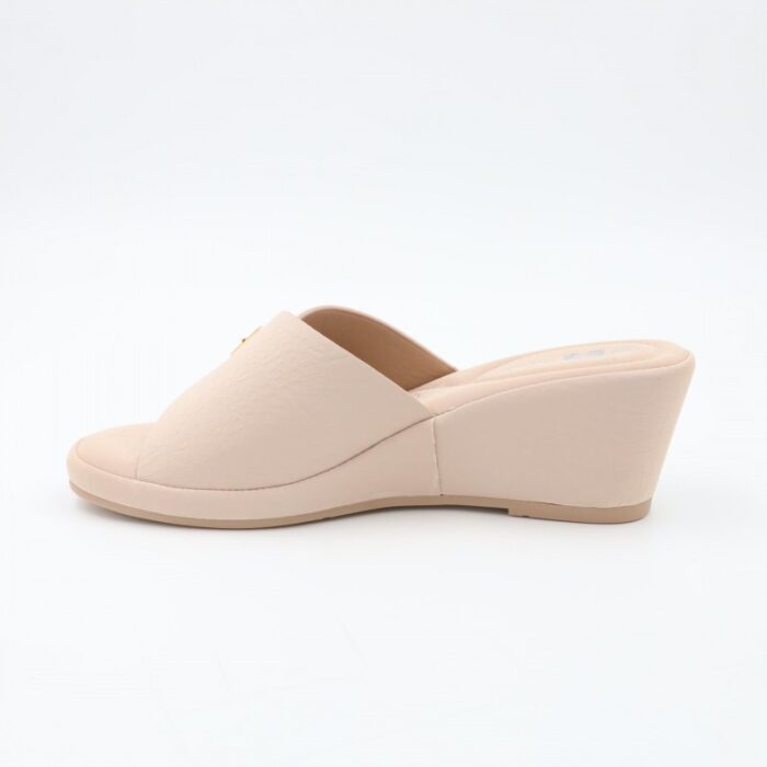 ⁦شبشب ستاتي للنساء لون بيج⁩ - الصورة ⁦4⁩