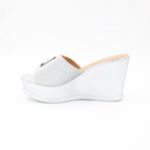 ⁦بابوج روكي بكعب عالي للنساء لون فضي⁩ - الصورة ⁦4⁩