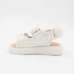 ⁦صندل بناتي للاطفال لون أبيض⁩ - الصورة ⁦3⁩