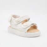 ⁦صندل بناتي للاطفال لون أبيض⁩ - الصورة ⁦4⁩