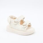 ⁦صندل بناتي للاطفال لون أبيض⁩ - الصورة ⁦2⁩