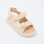 ⁦صندل بناتي للاطفال لون بيج فاتح⁩ - الصورة ⁦4⁩