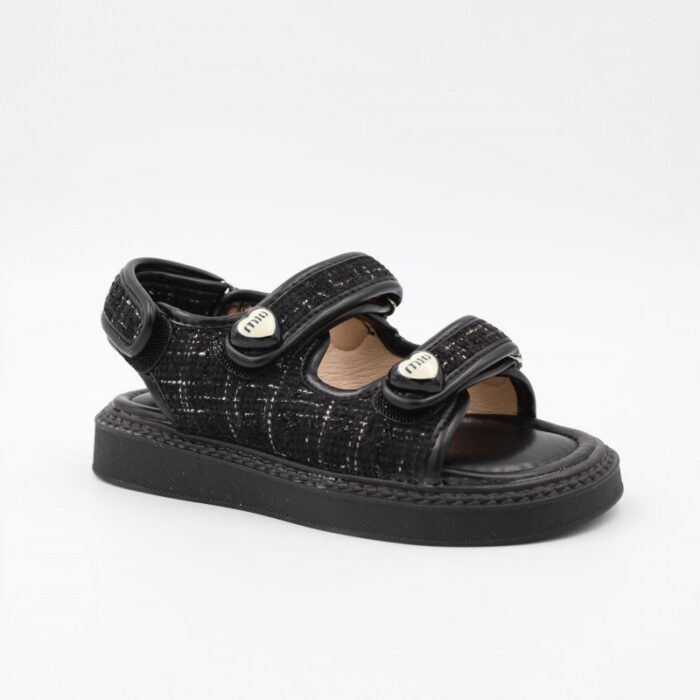 ⁦صندل بناتي للاطفال لون أسود⁩ - الصورة ⁦2⁩