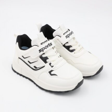 بوت رياضي جلد للأطفال لون أبيض