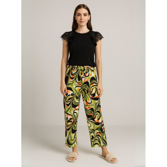 103385876_686a5aaa203b0 بيجامة للنساء لون أسود و أخضر - الصورة 1