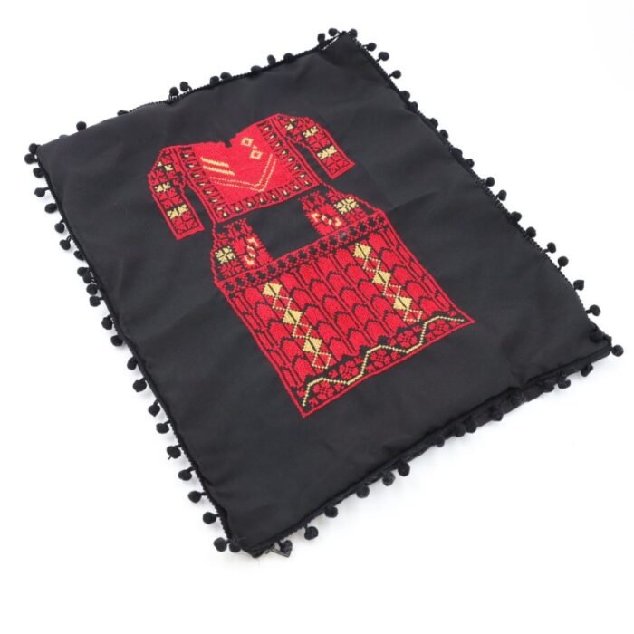 ⁦مخدة ثوب رام الله حجم 30*45⁩ - الصورة ⁦3⁩