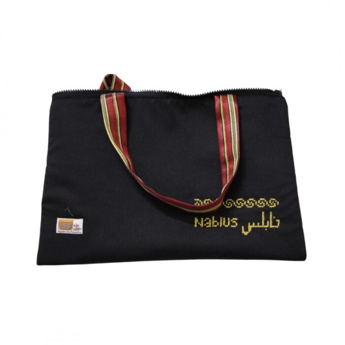 ⁦حقيبة لابتوب صغيرة بتصميم أسماء المدن حجم 36*22 سم⁩ - الصورة ⁦2⁩