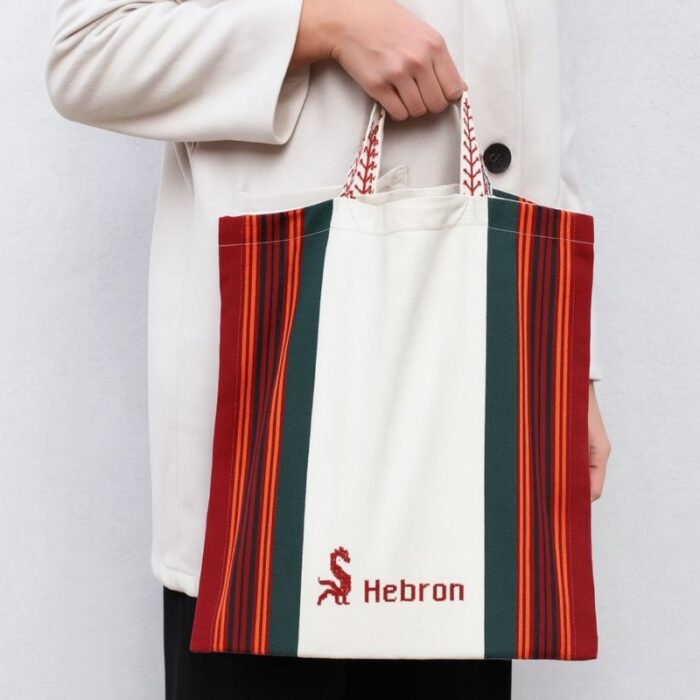 ⁦حقيبة قماش الخليل حجم 43*40 سم⁩ - الصورة ⁦3⁩