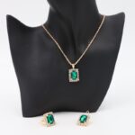 ⁦طقم إكسسورات 3 قطع (سلسال كريستال وحلق وخاتم ) لون أخضر⁩ - الصورة ⁦6⁩