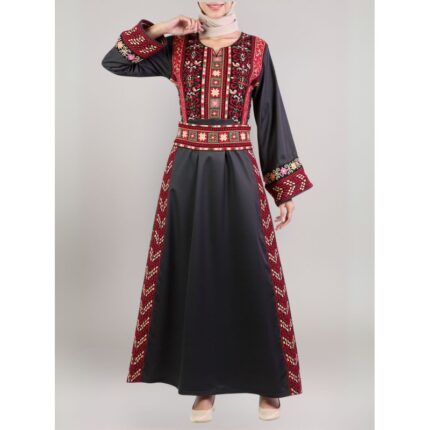 ثوب فلسطيني تطريز ماكنة لون أسود بتطريز ملون