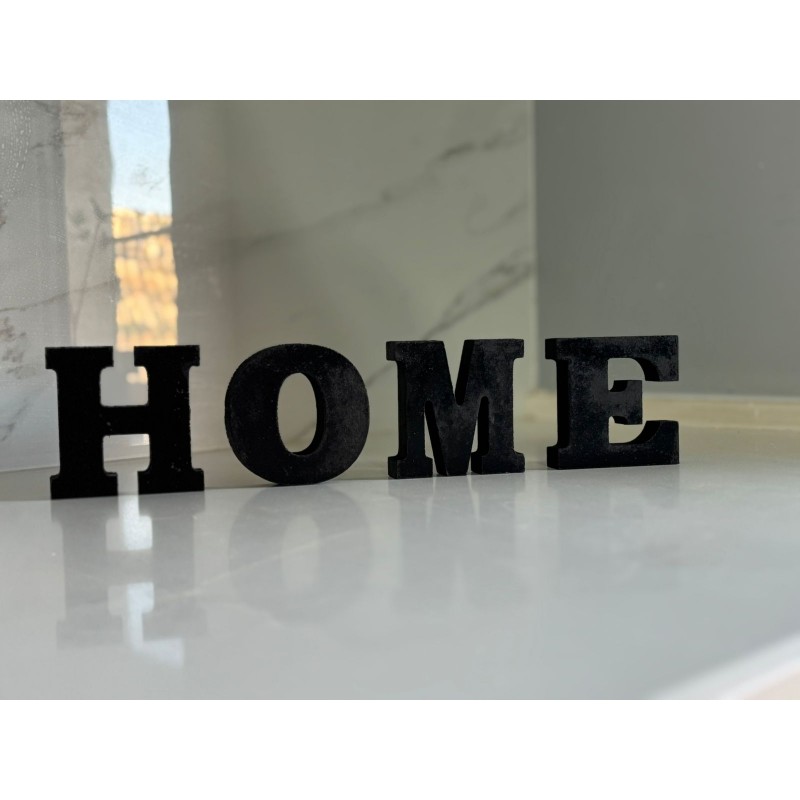 ⁦ديكور خشب بتصميم كلمة Home لون أسود أبعاد الحرف 7 *7 سم⁩ - الصورة ⁦1⁩