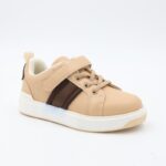 بوت سبورت بشريط لاصق لون بيج ونعل ابيض