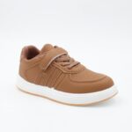 ⁦بوت سبورت ولادي بشريط لاصق لون عسلي ونعل ابيض⁩ - الصورة ⁦5⁩