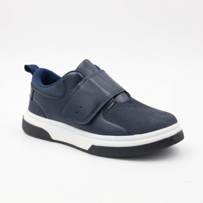 ⁦بوت سبورت ولادي بشريط لاصق لون كحلي وأبيض⁩ - الصورة ⁦2⁩