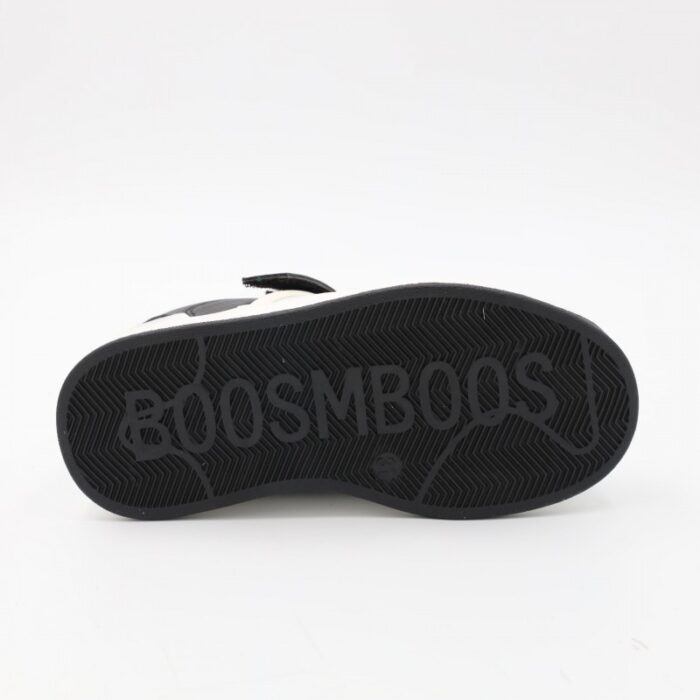 ⁦بوت سبورت بشريط لاصق لون أسود⁩ - الصورة ⁦5⁩