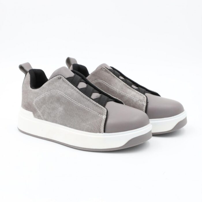 103386101_687299a247986 بوت سبورت بشريط لاصق لون رمادي - الصورة 1