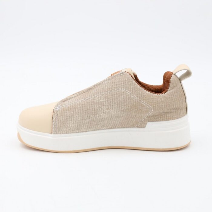 ⁦بوت سبورت بشريط لاصق لون بيج⁩ - الصورة ⁦4⁩