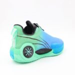 ⁦حذاء رياضي للرجال لون أخضر و أزرق⁩ - الصورة ⁦4⁩