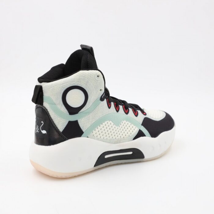 ⁦حذاء رياضي للرجال لون أسود و أبيض⁩ - الصورة ⁦3⁩