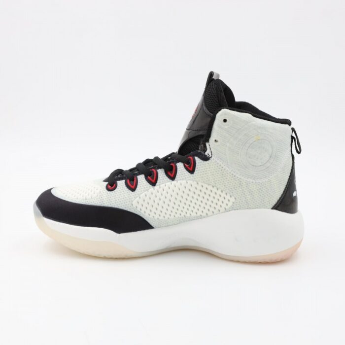 ⁦حذاء رياضي للرجال لون أسود و أبيض⁩ - الصورة ⁦4⁩