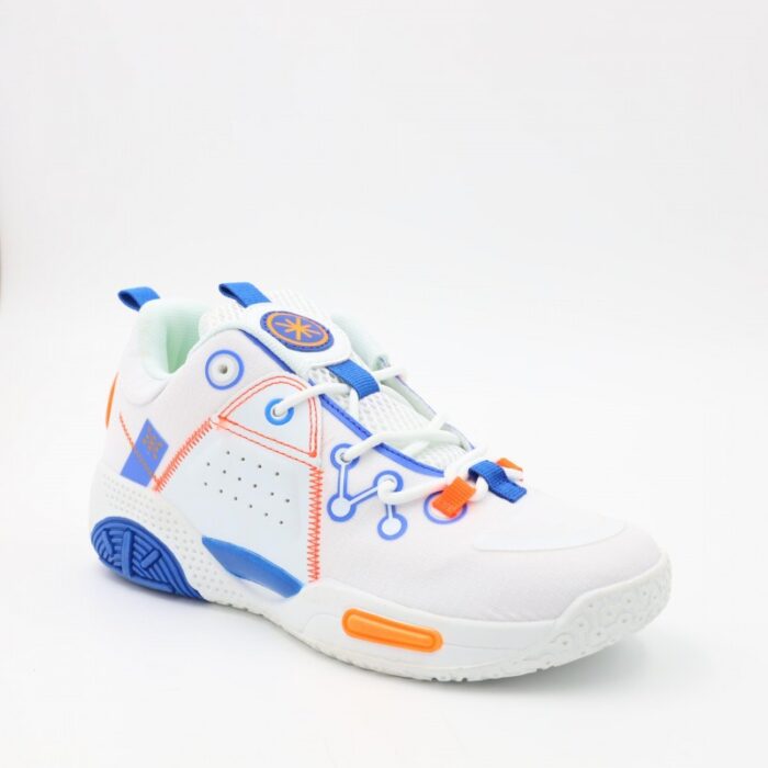 ⁦حذاء رياضي ولادي لون أبيض و أزرق⁩ - الصورة ⁦2⁩