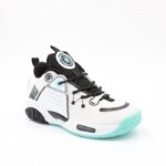 ⁦حذاء رياضي ولادي لون أبيض و أخضر⁩ - الصورة ⁦4⁩