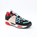 ⁦حذاء رياضي ولادي لون أسود و أحمر⁩ - الصورة ⁦4⁩