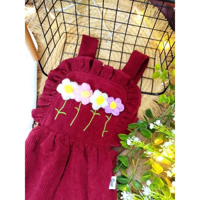 103386210_68834140ed323 طقم افرهول مع بلوزة كم بناتي لون خمري وأبيض - الصورة 1