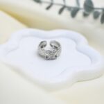 خاتم لون فضي من FJ مقاوم لتغير اللون كفالة سنتين ضد تغير اللون