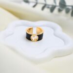 خاتم لون ذهبي و اسود من FJ مقاوم لتغير اللون كفالة سنتين ضد تغير اللون