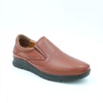 حذاء كاجوال طبي جلد بدون رباط للرجال لون عسلي غامق