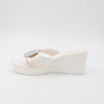 ⁦بابوج ستاتي بكعب تصميم اصبع لون أبيض⁩ - الصورة ⁦4⁩