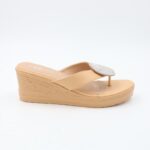 ⁦بابوج ستاتي بكعب تصميم اصبع لون بيج⁩ - الصورة ⁦5⁩