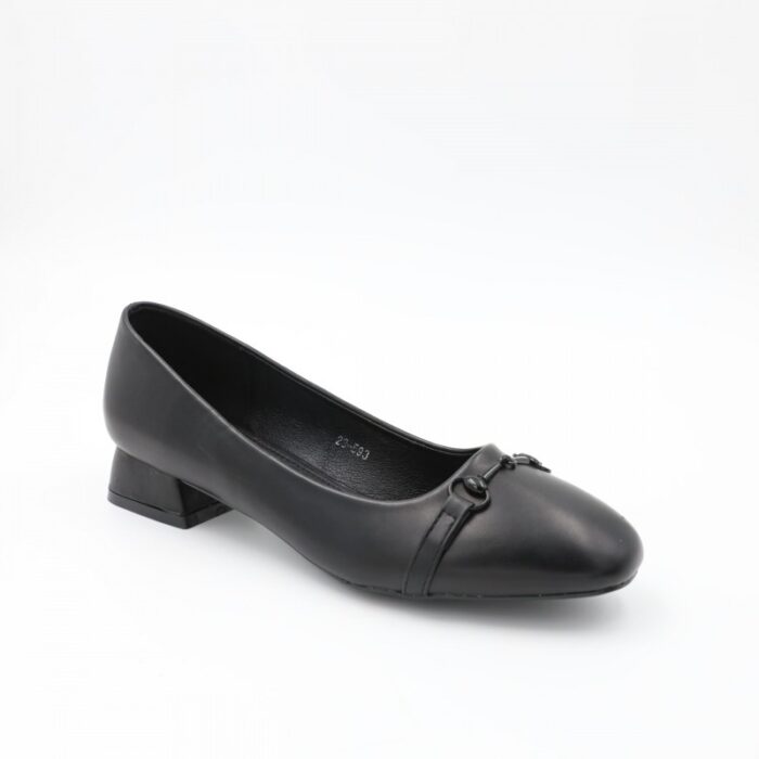 ⁦كندرة جلد كعب للنساء لون أسود⁩ - الصورة ⁦2⁩