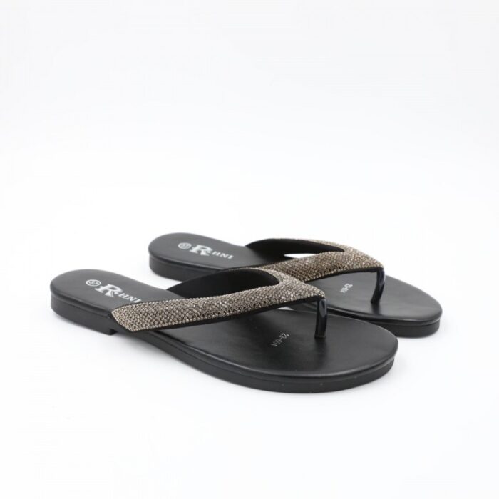 103386447_6878114cbd505 بابوج باليه بتصميم اصبع للنساء لون أسود - الصورة 1