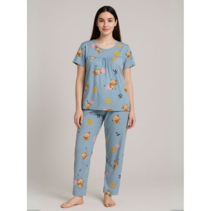 بيجامة ستاتية لون أزرق اشكال ملون بنطلون وبلوزة نص كم